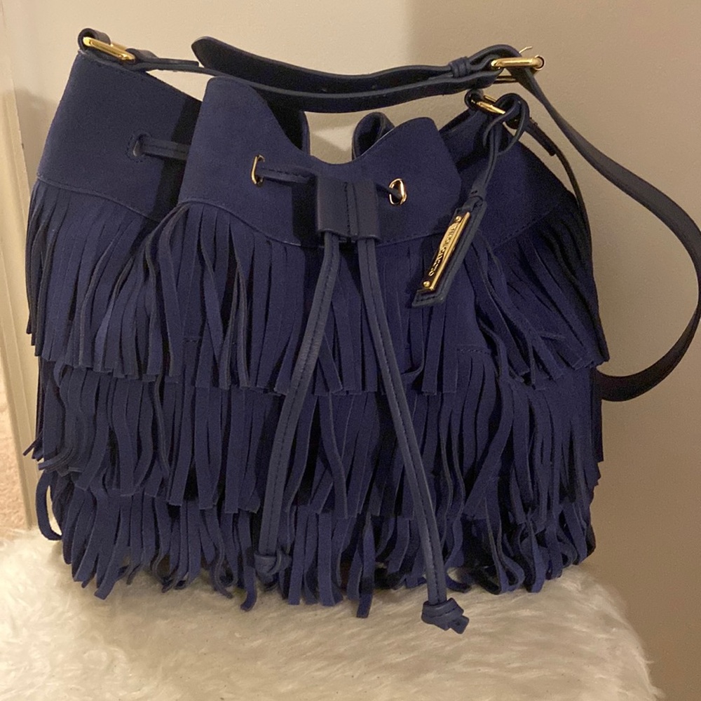 VINCE CAMUTO FRINGE BAG